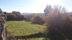 Communauté de Haute Provence - Site de la CCHP - Image du terrain pour la future crèche à St Michel l'Observatoire